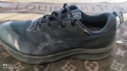 BUTY ASICS GORETEX R.44 28CM  UŻYWANE W DOBRYM STANIE 