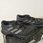 Buty Adidas supernova r. 39 1/3