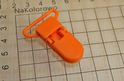 1szt klips do smoczka pomarańcz, plastikowy F 3826