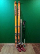 Sprzedam narty zjazdowe + buty + dwie pary kijków,