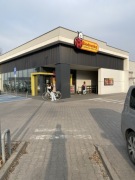 Sklep Biedronka po niwelacji .