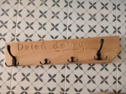 Wieszak na ubrania z  4 haczykami, Dzień dobry,, inny niż wszystkie 