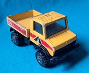 Stare autko, resorak Matchbox - Unimog U 1500 z 1982 roku.