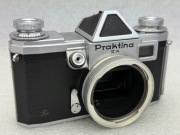 Praktina IIA aparat analogowy 