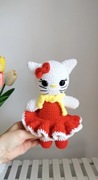 Hello Kitty na szydełku, maskotka przytulanka handmade, dekoracja