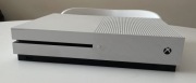Xbox One S 1 TB bez kabli pad + minecraft xbox one s