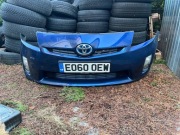 ZDERZAK PRZEDNI PRIUS 30