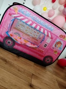 Różowy namiot / samochód 