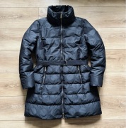 Hugo Boss płaszcz puchowy z paskiem