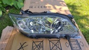Toyota RAV4 lampa przód lewa