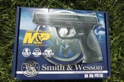 Smith&Wesson M&P40 czarna 4,5 mm BB, krótka wiatrówka CO2