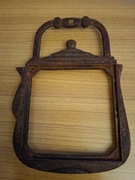 Żelazna ramka na kafelek lub obrazek kuchenny.