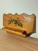 Stara drewniana półka kuchenna