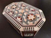 Szkatułka egipska z masą perłową w stylu retro vintage duża