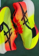 Buty do biegania Asics Metaspeed Sky Paris.