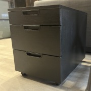 GALANT Komoda na kółkach czarna IKEA 603.651.53