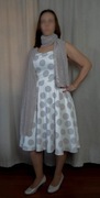 Elegancka sukienka w grochy, firmy Cller.