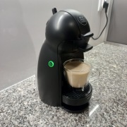 Ekspres do kawy kapsułkowy Dolce Gusto KRUPS KP 1000