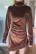 nowa brązowa sukienka w rozmiarze M brak metki