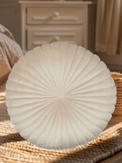 Poduszka dekoracyjna welurowa okrągła beżowa 40 cm Jysk Kugleask