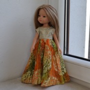 Ubranko lalki Paola Reina - złota Sukienka Balowa