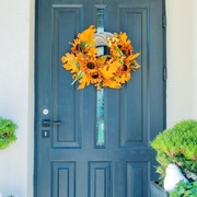 Jesienny wianek na drzwi z kwiatami i liśćmi rękodzieło 45 cm
