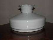 Stary klosz do lampy naftowej - 23 cm.