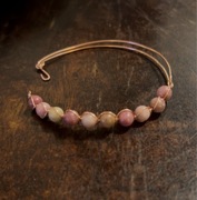 Bransoletka miedziana z naturalnymi kamieniami- rękodzieło