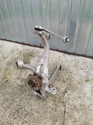 AUDI A4 B9 8W Zwrotnica Prawa Wachacz 8W0 407 242 F Zawieszenie Piasta