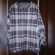Ciepła modna bluza w kratę r XL nowa bez metki