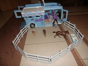 Kamper do przewozu koni firmy BREYER