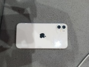 iPhone 11 64 GB bialy