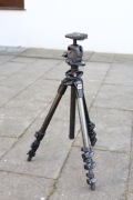 Statyw Manfrotto 190CXPRO4 carbon z głowicą MHXPRO-BHQ2 