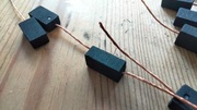 Szczotka węglowa 6 x 9 mm przewód z czoła lekko na bok