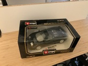 model metal BUGATTI EB 110 (1991) SKALA 1 : 18 BBURAGO Italy
