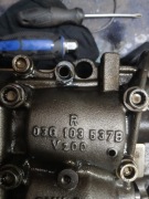 Pompa oleju A4 B7 2.0 tdi - BPW. Nr 03G103537B. 