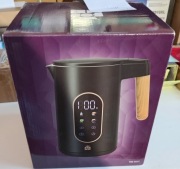 Czajnik elektryczny z regulacją temperatury