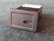 Ładowarka usb-C Mercedes