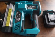 Vander GWOŹDZIARKA ZSZYWARKA 18V WBUDOWANY KOMPRESOR VGZ869 Bateria