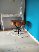 Stolik z plastra drewna