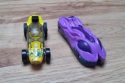 2 x Hot wheels automagnesiak, autonakręciak