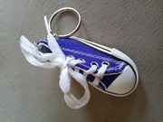 brelok, breloczek, zawieszka do kluczy BUT niebieski, nowy
