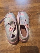 Kapcie/ buty dziecięce Befado, r. 25