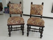 Antyk. Rzeźbione krzesła dębowe.