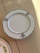 Zestaw 4 talerzy porcelana