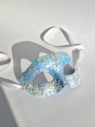 Maska karnawałowa handmade – morska elegancja, muszle i perła