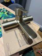 Bateria wannowa deante złota 