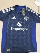 NOWA Manchester United 24/25 Away – Wersja Authentic (Meczowa) Adidas