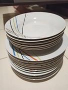 Komplet talerzy – 17 sztuk