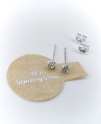 Srebrne kolczyki białe cyrkonie sztyft srebro 925